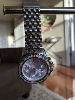 Michael Kors MK5876 Everest Chronograph Silver Dial Tri-Tone  display picture 1