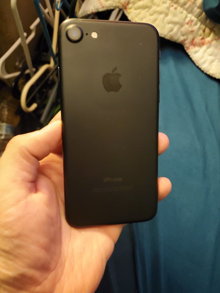 iPhone 7 32gb matte black