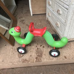 vintage pm Radio Flyer catapillar in very good condition