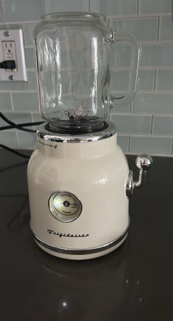 Frigidaire Retro Smoothie Maker Cream ESMM100 - 1 Glass Jar - Works Great - READ