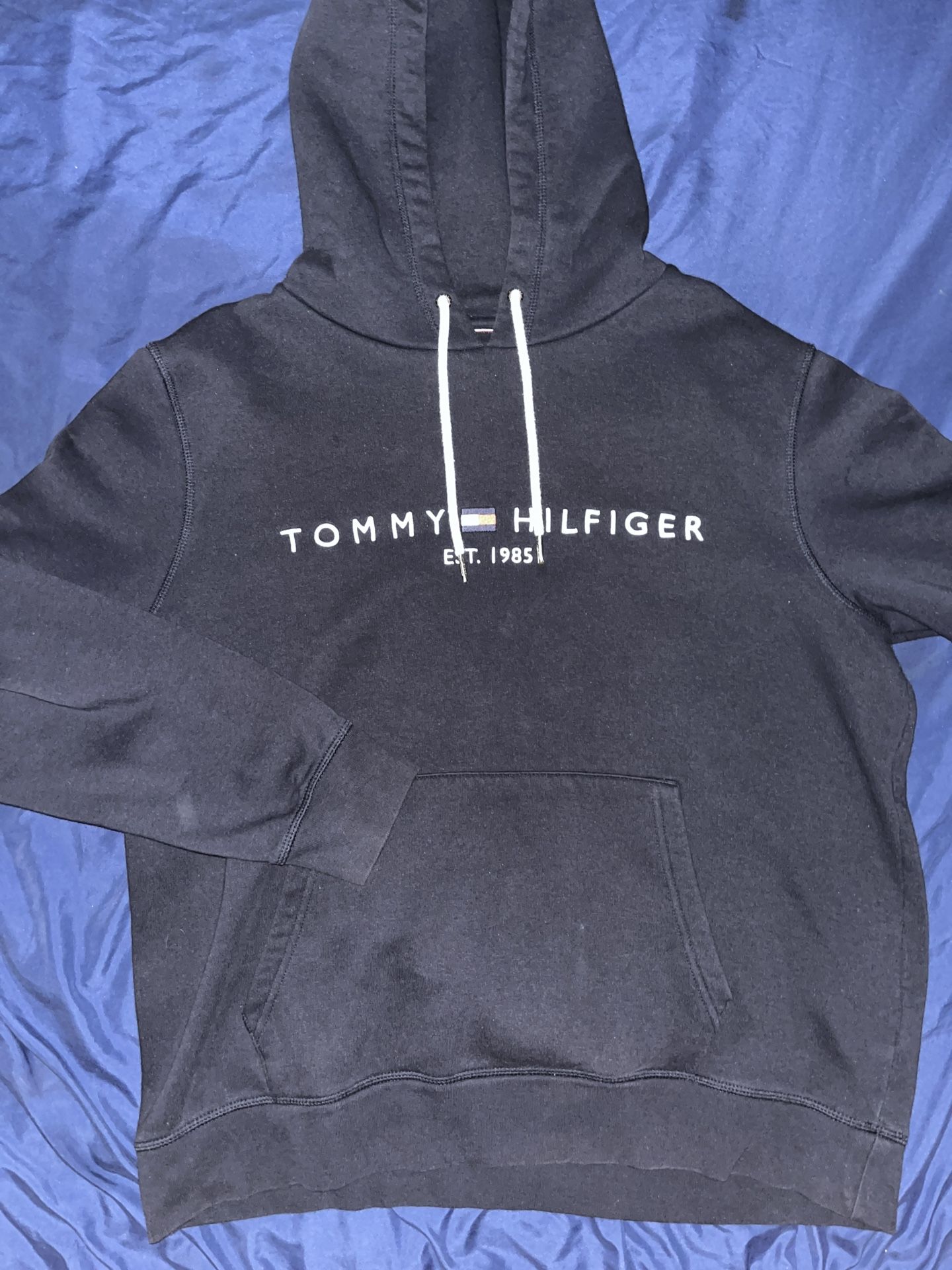 $70 XL Tommy Hilfiger Navy Hoodie