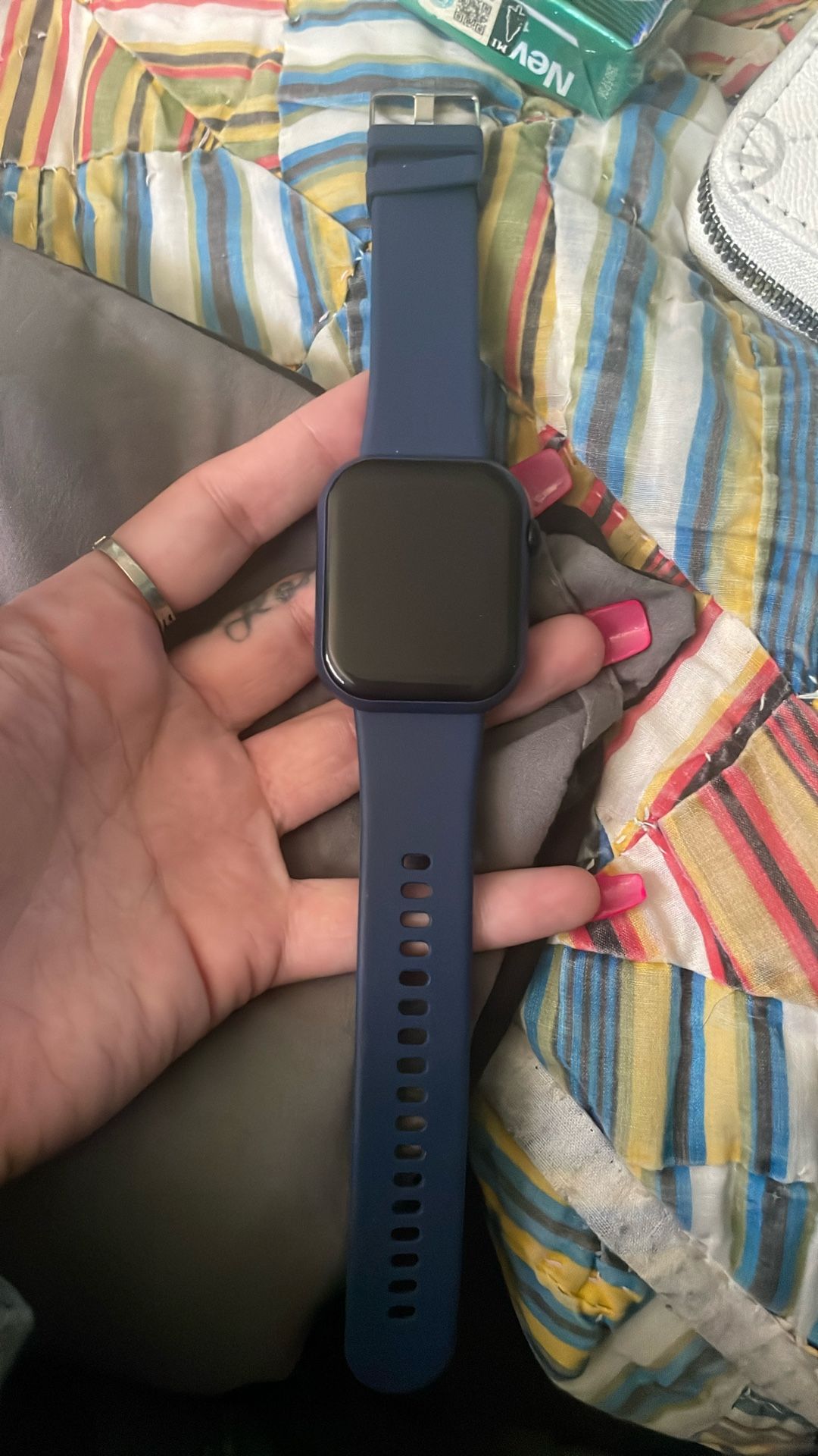 Smart watch Works with Apple