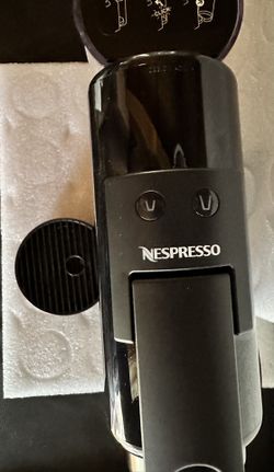 Nespresso Mini Essenza By DeLonghi