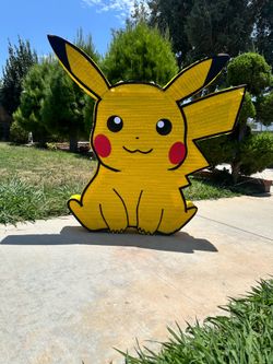 Custom piñatas