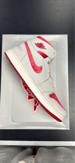 Jordan 1 Comfort Valentine’s Day Size 10.5