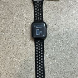 Apple Watch Series 5 44mm 32 GB WiFi Euc