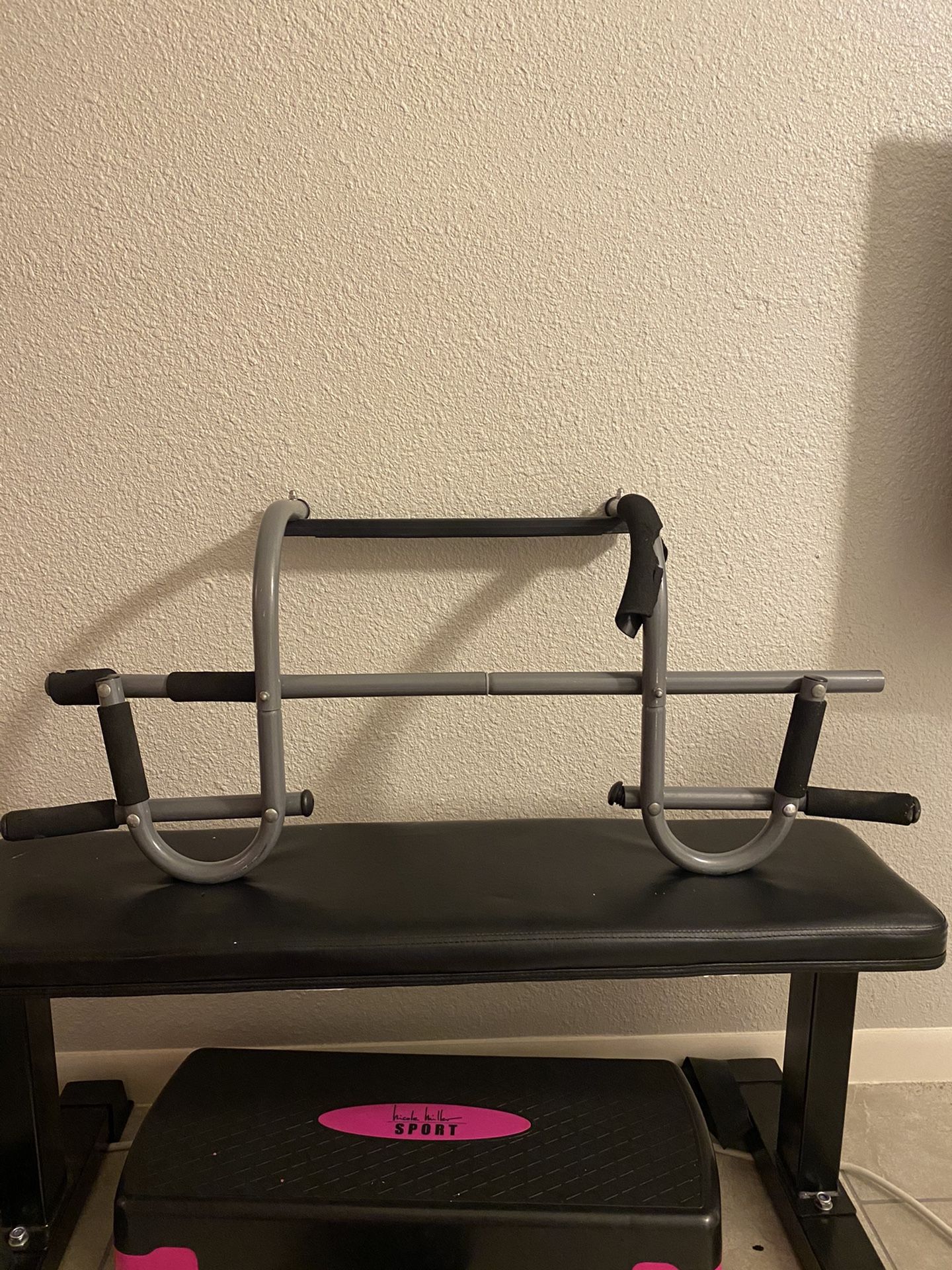 Used pro fit iron gym indoor pull up chin up bar for Sale in San