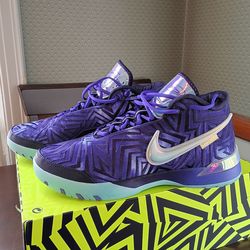 Nike LeBron NXXT Genisus EP Monopoly