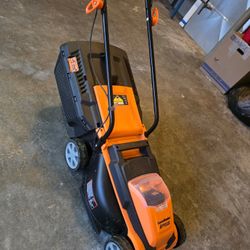 Lawn Mower 