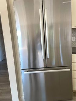 Refridgerator Bosch 800 Series B36CT80SNS