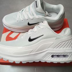 NIKE AIR MAX BIA SE    Men's shoe    Running shoes