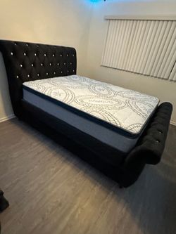 Full size Mattress Pillow Top New