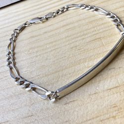Sterling silver bracelet size 8” 8.1g 4.1mm