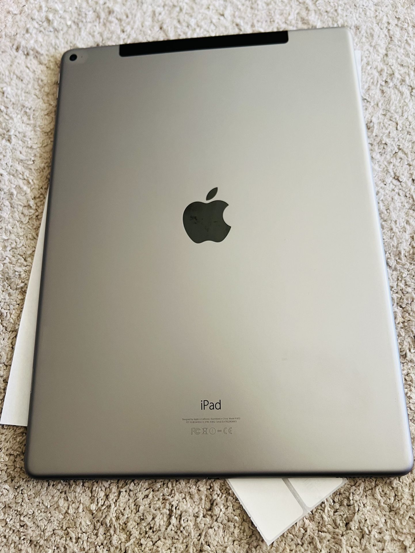 Apple iPad Pro 1st Gen 12.9 Inch Cellular Unlocked