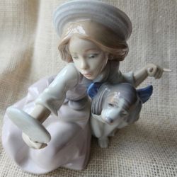 Lladro Who's The Fairest Figurine