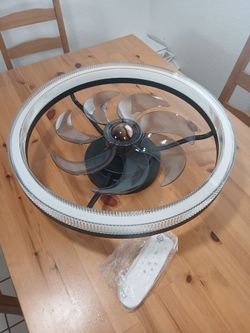 Ceiling Fan with lights, 20"