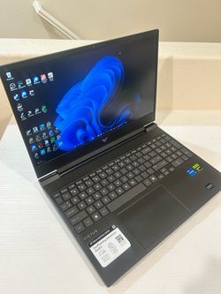 HP Victus RTX 4050 16gb RAM 500gb SSD 144hz