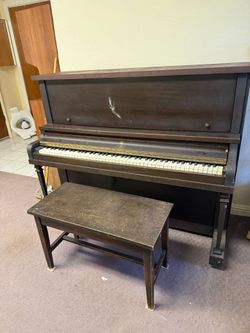 vintage P.S. Wick Company piano