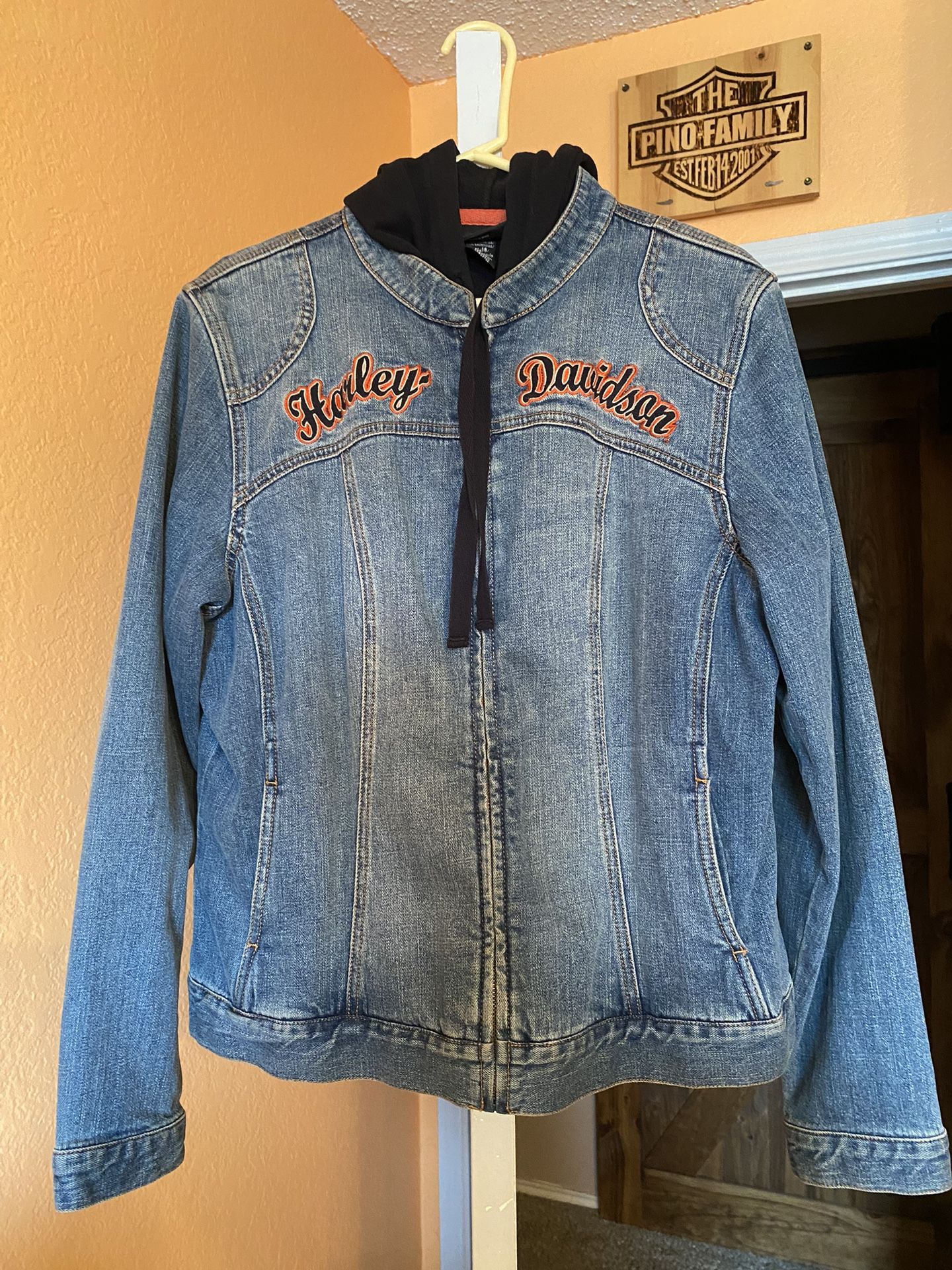 Harley Davidson Jacket/vests/sweaters
