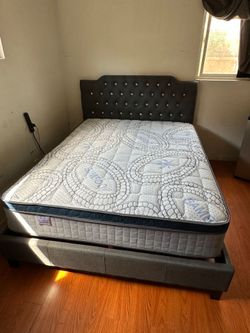King Size Mattress Pillow Top New