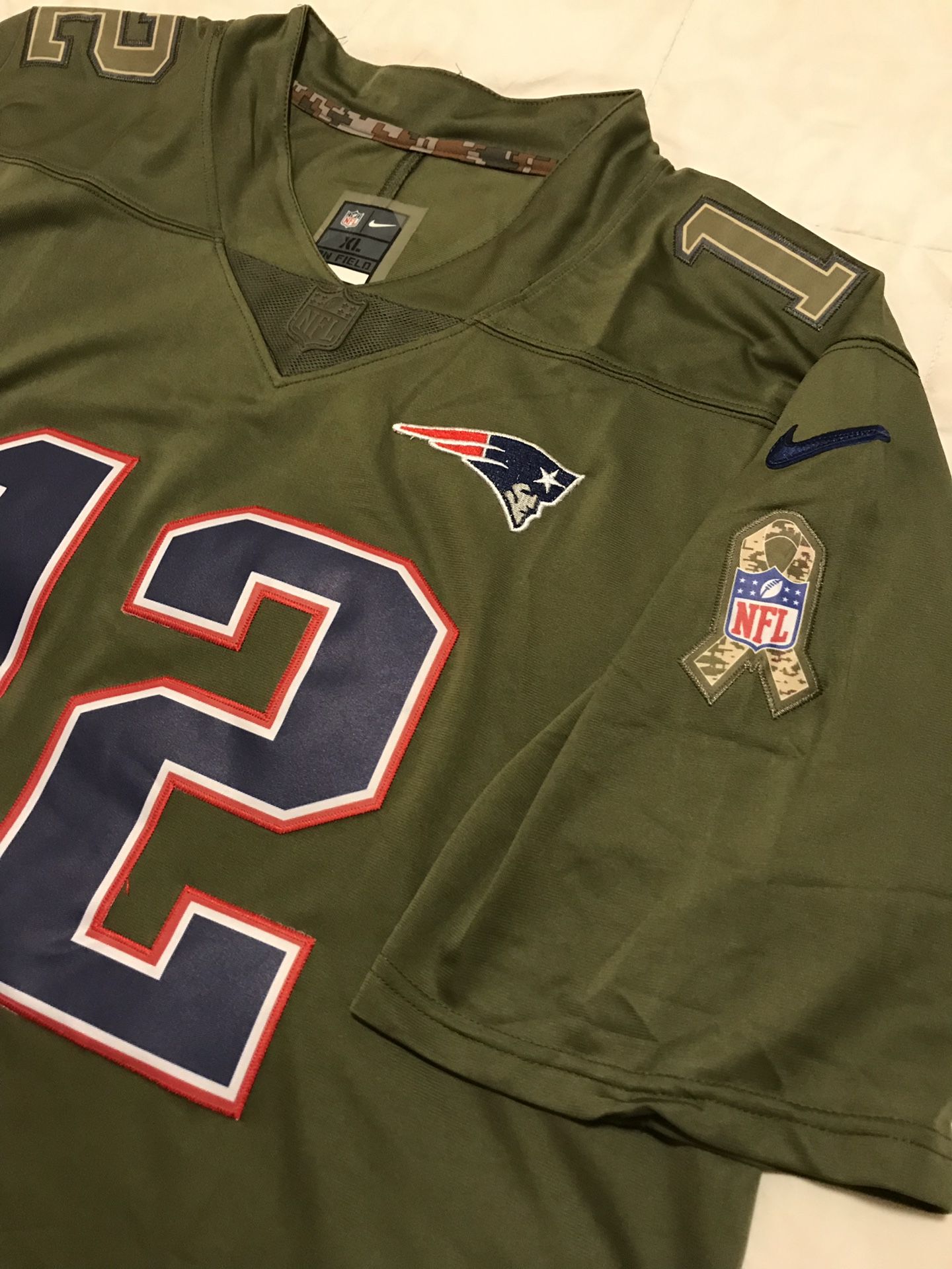 2017 Tom Brady Patriots Salute to service jersey XL $60