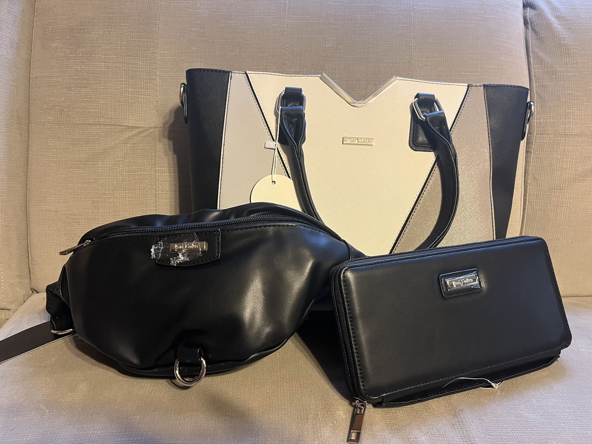 *Bundle* 4 Yani J’adore Handbags + Wallet