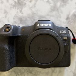 Canon R8 Body Only