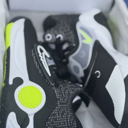 Nike KD Trey 5 new Black Volt men's size 8