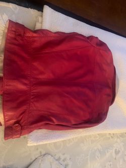 Awesome  pink  leather jacket