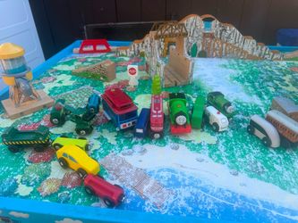 Thomas & Friends Wooden Train Set with Accessories