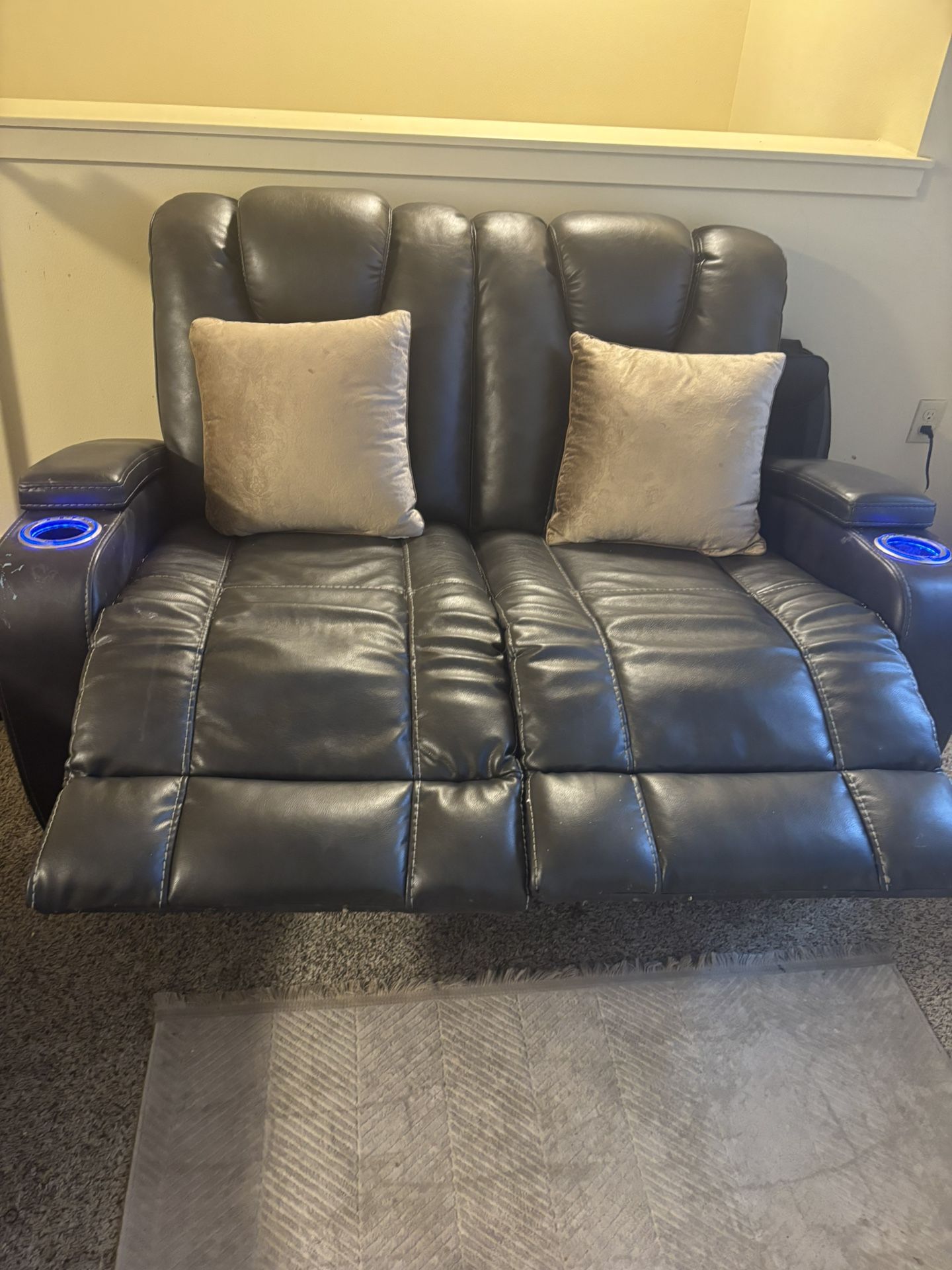 Leather Sofa And Couch Good Condition