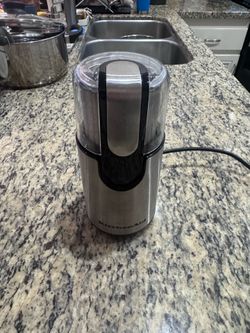 KitchenAid BCG111OB Blade Coffee Grinder – 12 Cup