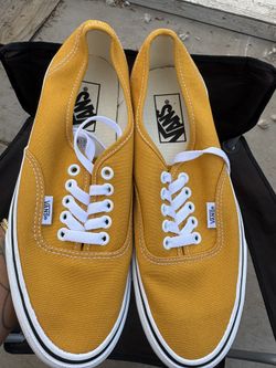 vans new size 7.0 in men and 8.30 women 