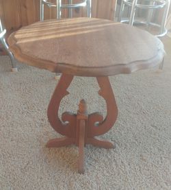 Antique Tilt Top Side Coffee End Table - Rare