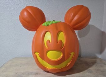 Large light up pumpkin Mickey