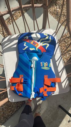 Infant life vest