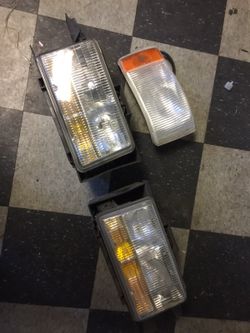93-96 big body Cadillac headlights/turn signal