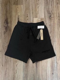 Size M All black essential shorts