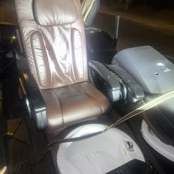 Pedicure chair works Great 