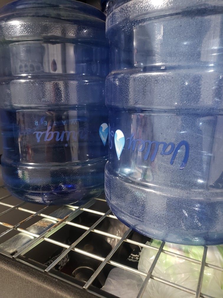 Water Despenser Bottles 