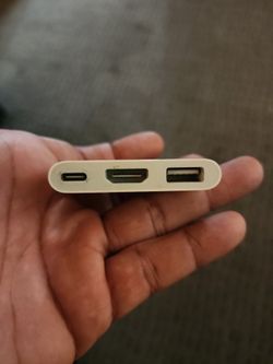 Apple USB-C Digital AV Multiport Adapter

