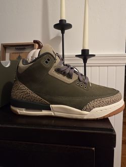 Air Jordans 3s 6Y YOUTH SIZE