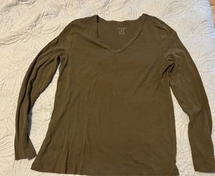 Size large Olive green cotton long sleeve shirt