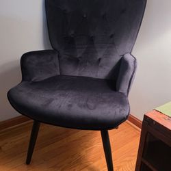 BRAND NEW Black Velvet Side Accent Chair