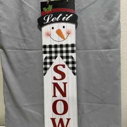Christmas Vintage Snowman Let It Snow Wall Plaque .