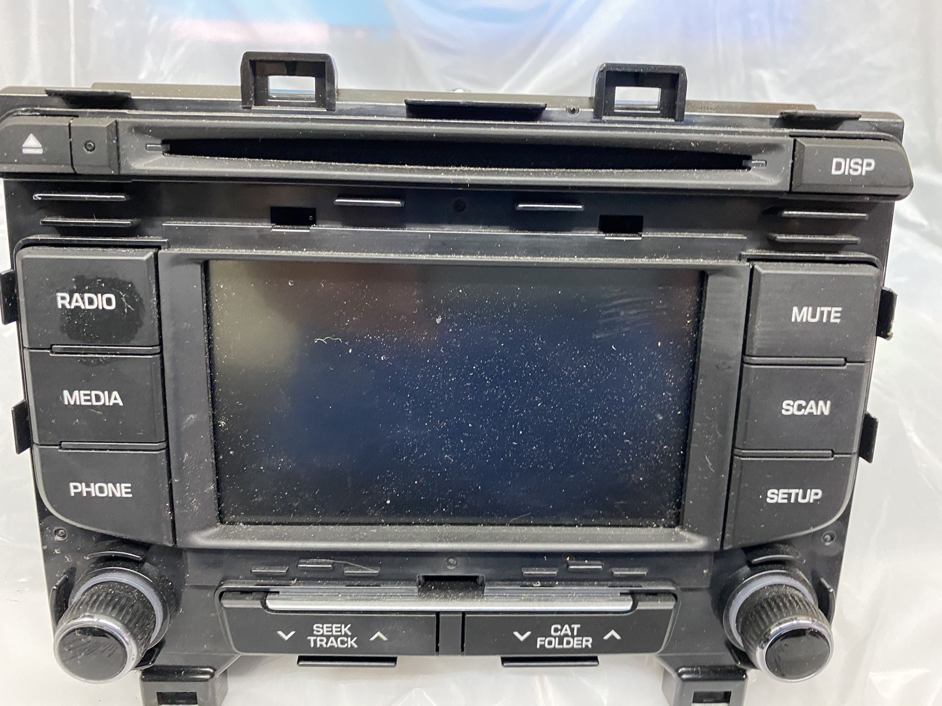 Hyundai Sonata radio/parts
