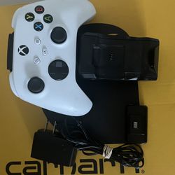 Xbox Controller And Charging Station