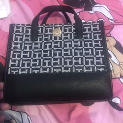 Tommy Hilfiger Purse 