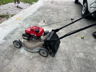 Honda lawn mower self propelled work very good
