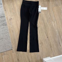 Vuori Daily Split Flare Leggings/pants